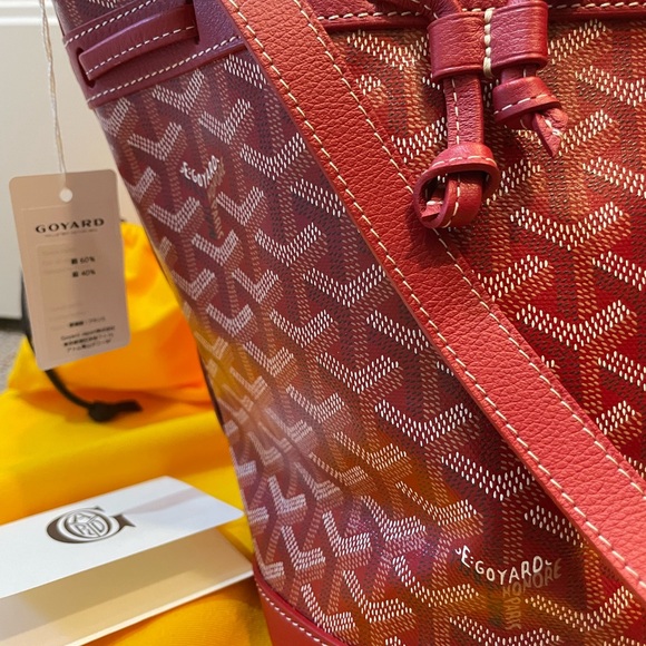 Authentic and Brand new Goyard Petit Bucket Bag in red color. Dust bag & papers - Picture 10 of 10